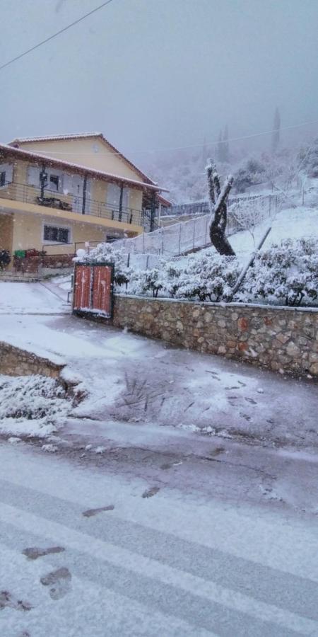 Villa Polytimi House Kalavryta Esterno foto
